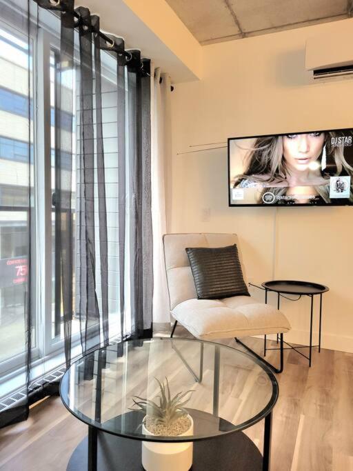 Condo Chic, Centre-Ville Piscine, Terrasse, Gym Quebec City Exterior photo
